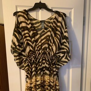 WOMEN’S PLUS SIZE TIGER PRINT DRESS SZ 20W
